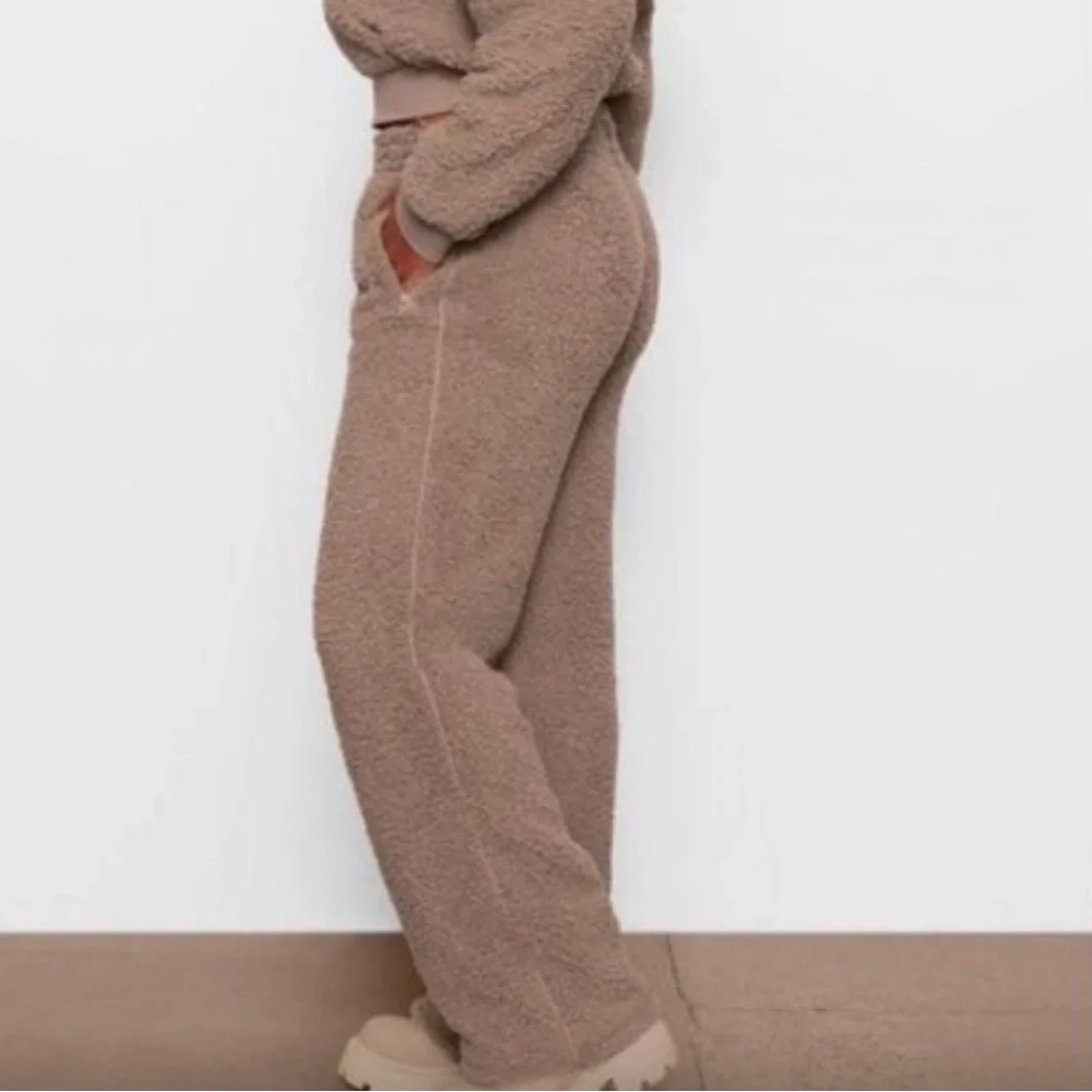 SKIMS Teddy Track Pants Desert‎ Brown M Long - Picture 15 of 15